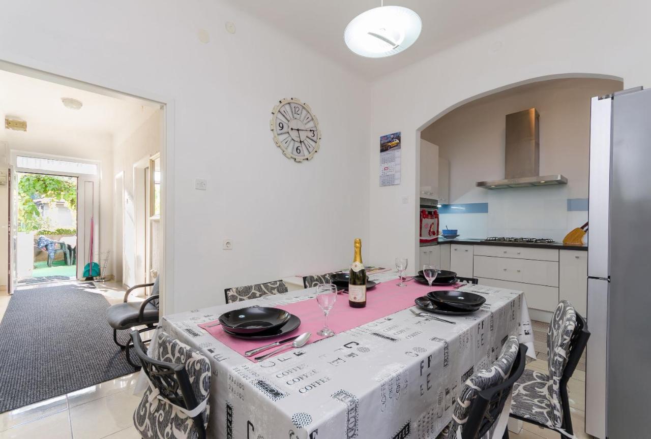 Apartments Andrijana Rijeka Bagian luar foto