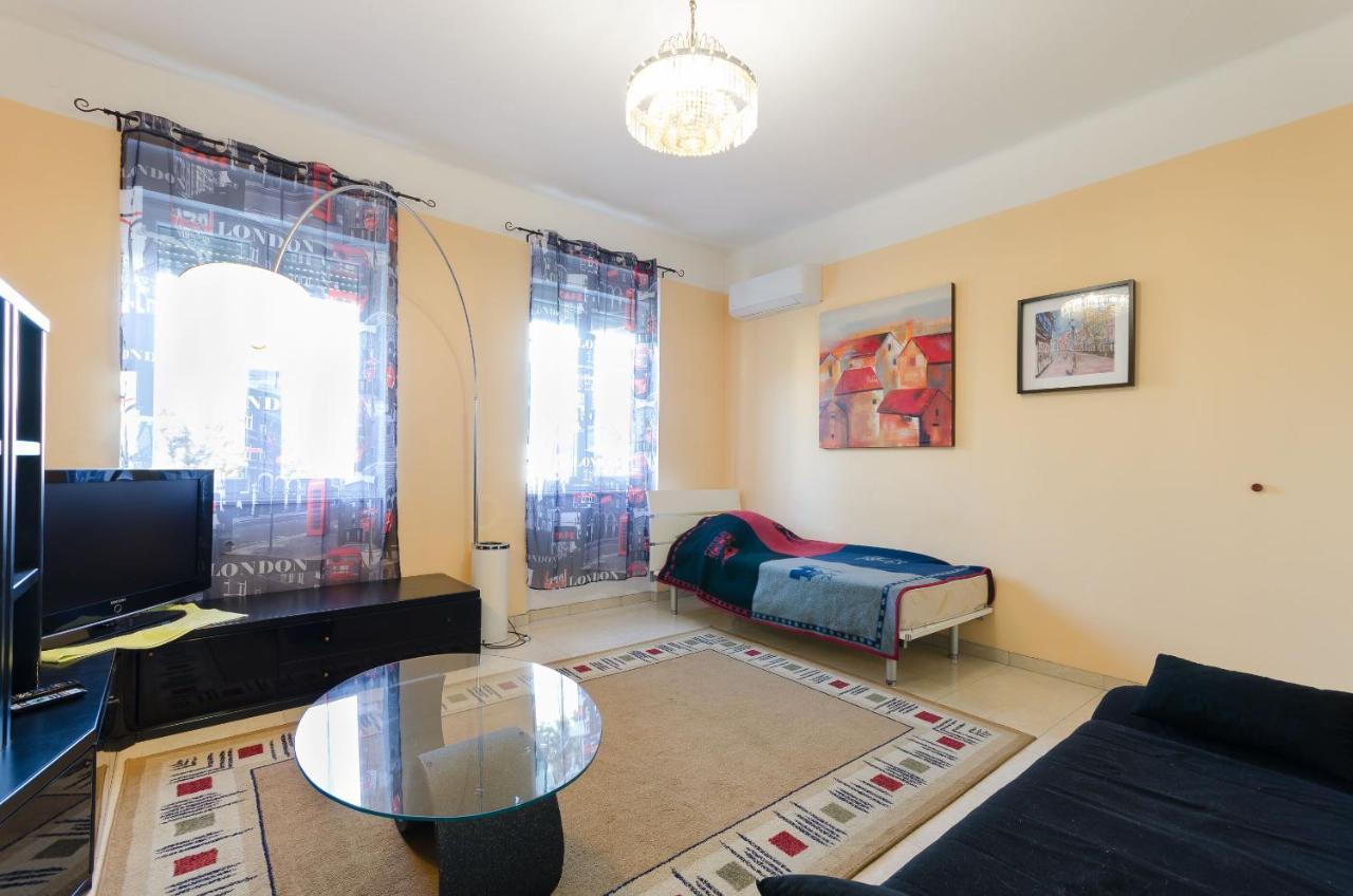 Apartments Andrijana Rijeka Bagian luar foto