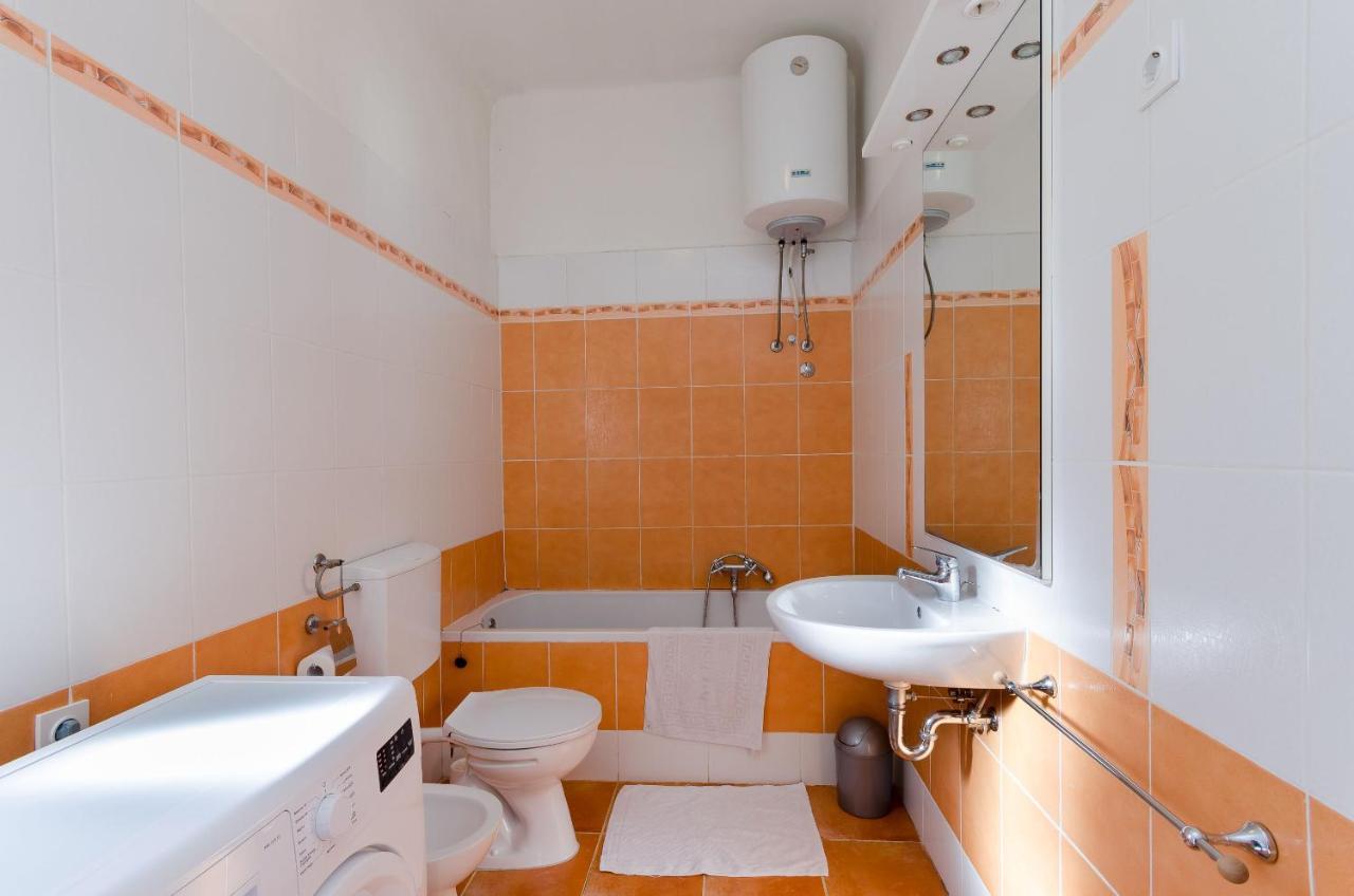 Apartments Andrijana Rijeka Bagian luar foto